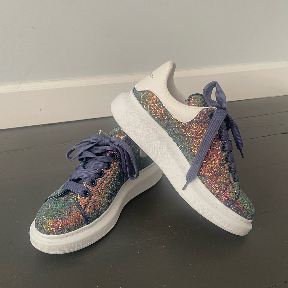 Alexander McQueen Women’s Oversized Sole Glitter Sneaker Size 37.5